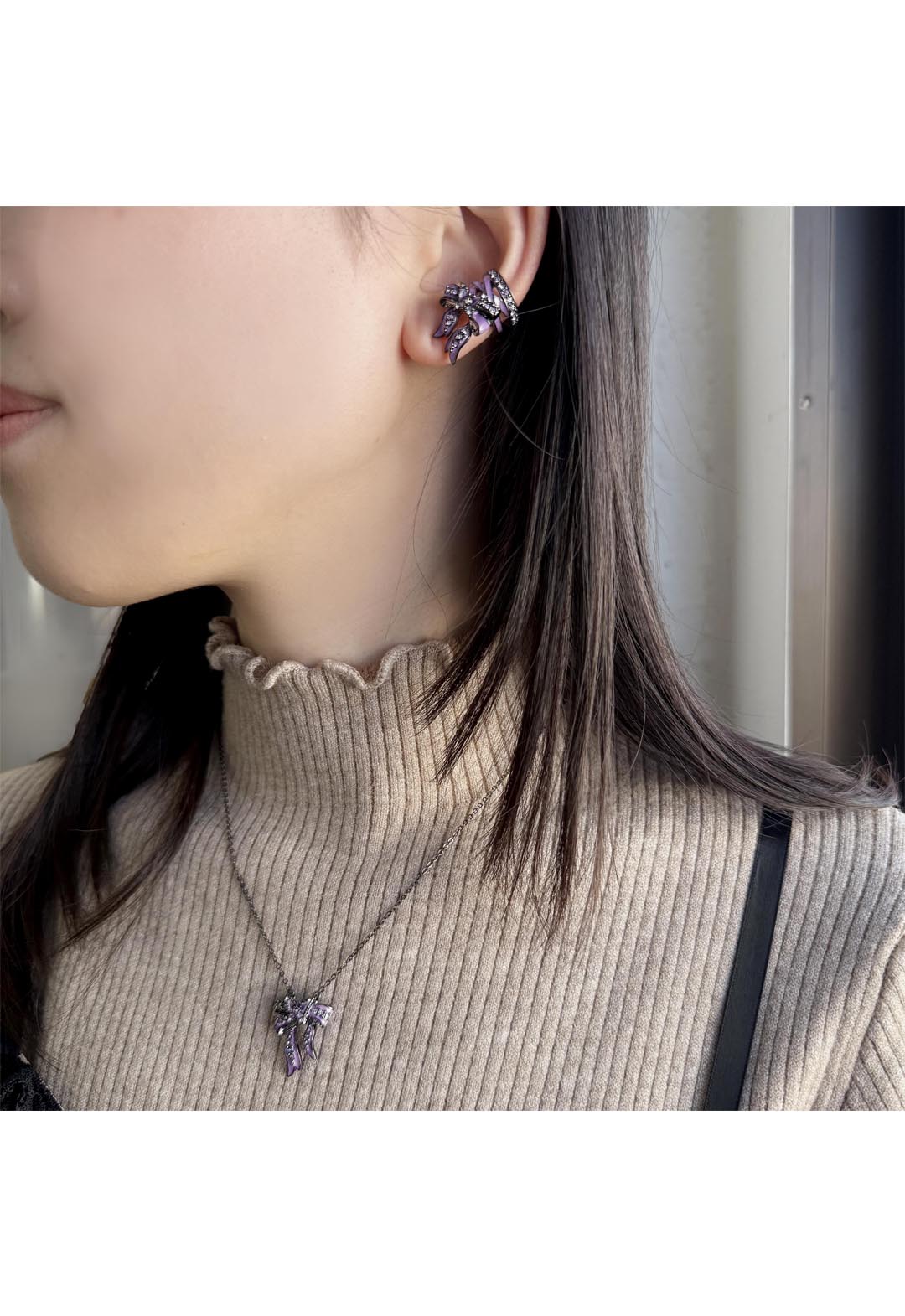 リボンモチーフ イヤーカフ