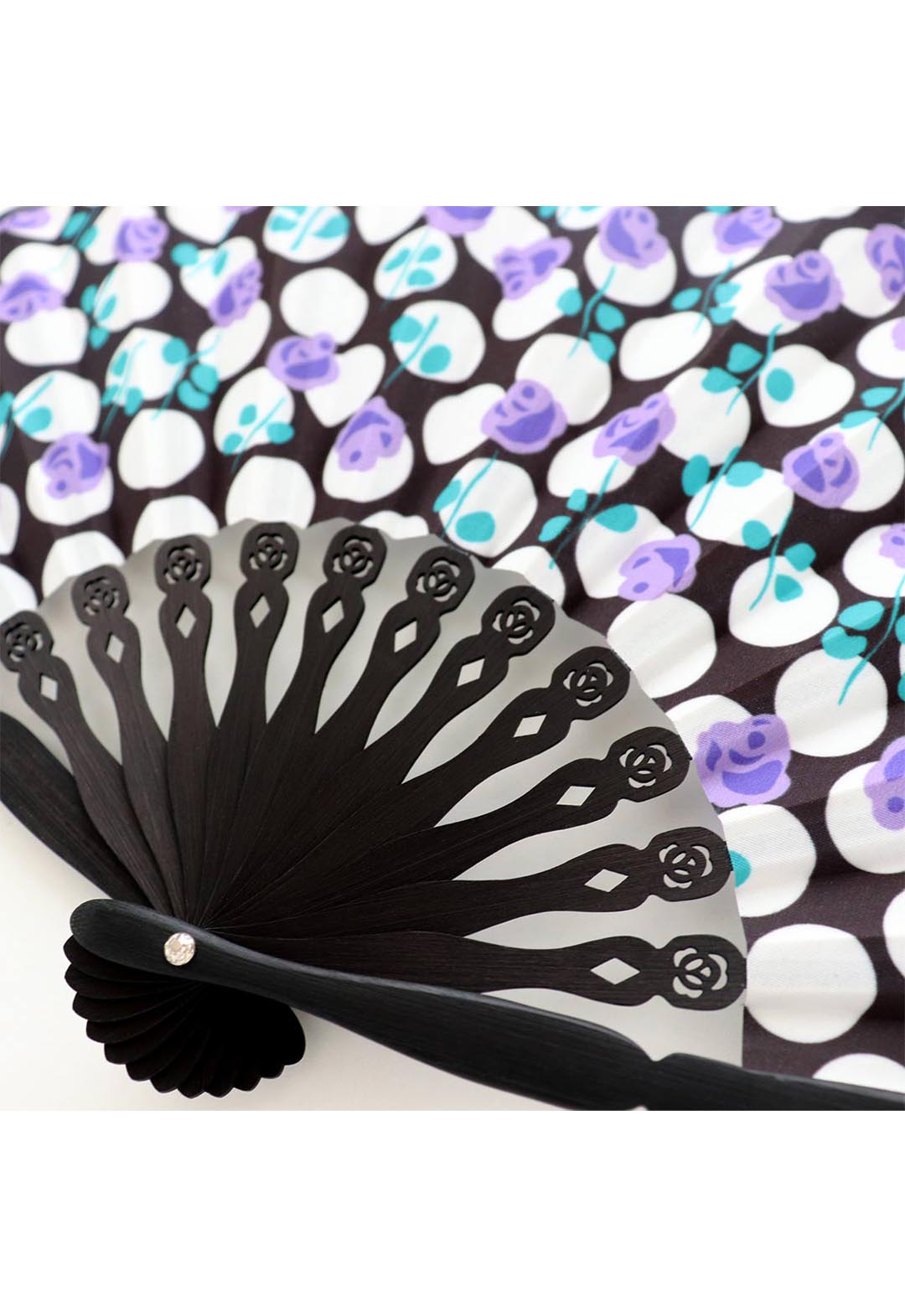 Folding fan with storage case (rose dot)