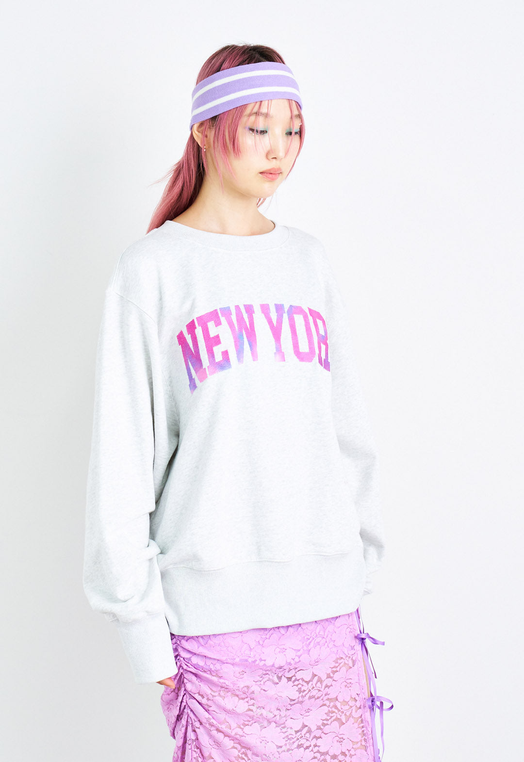 Embroidered NY sweatshirt pullover