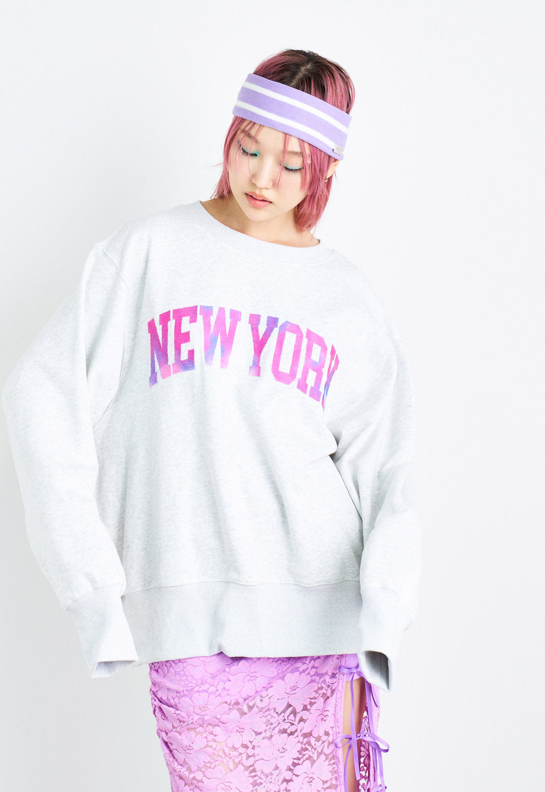 Embroidered NY sweatshirt pullover