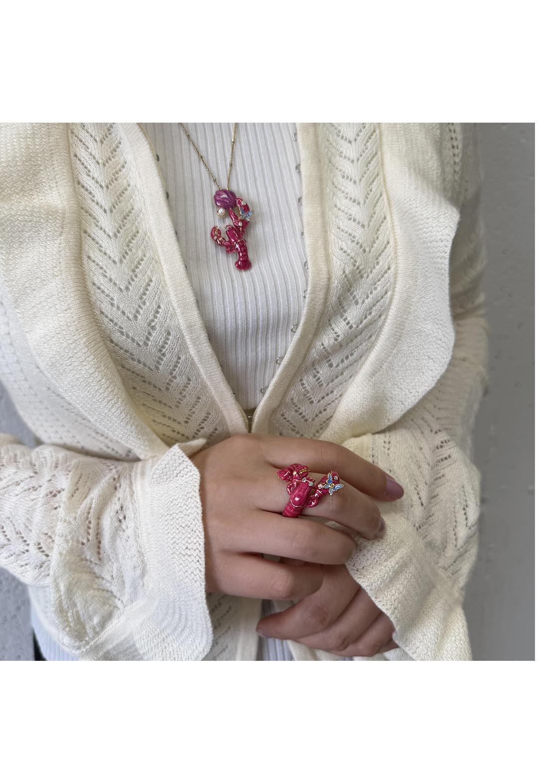 Lobster motif ring