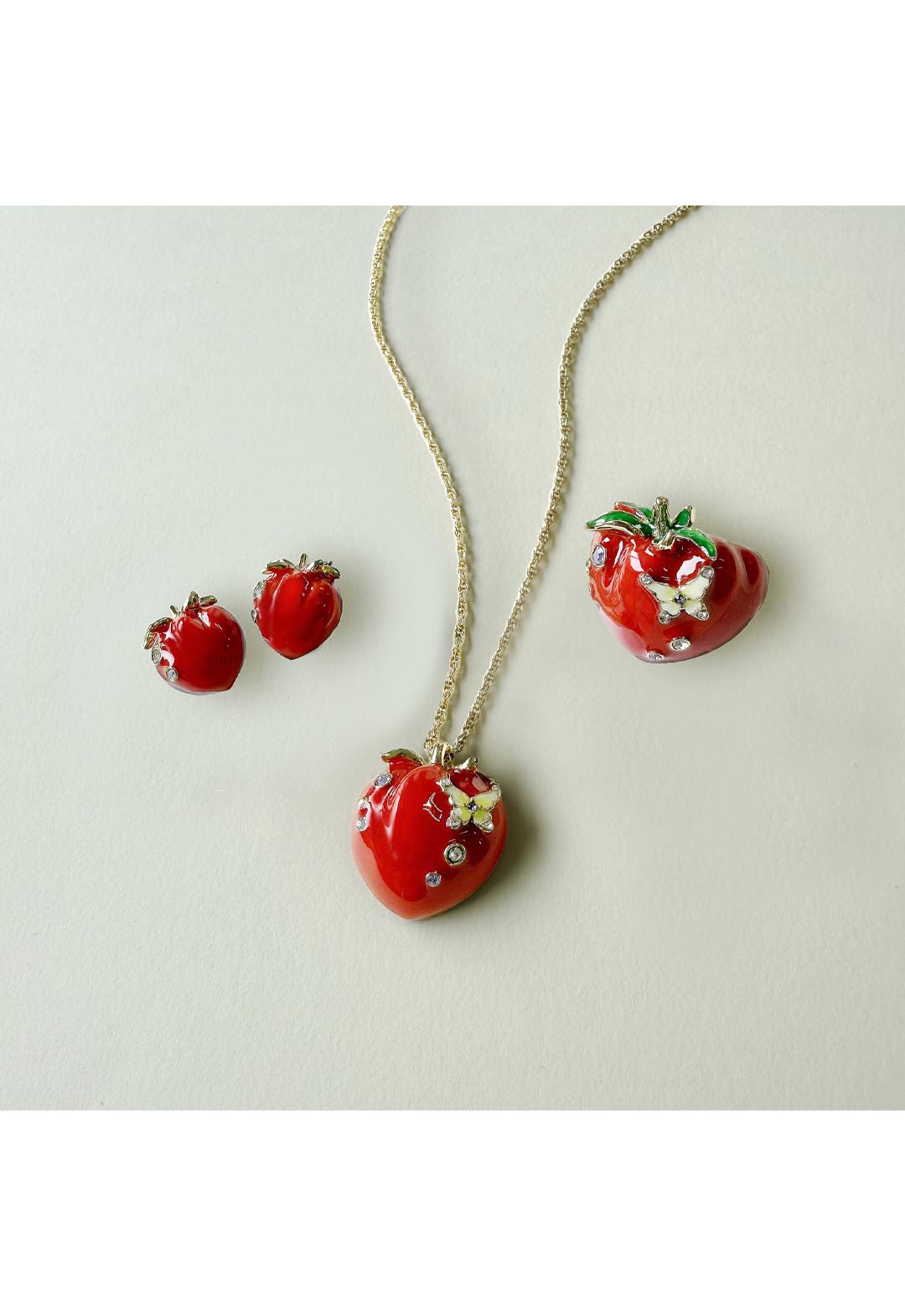 Tomato motif earrings