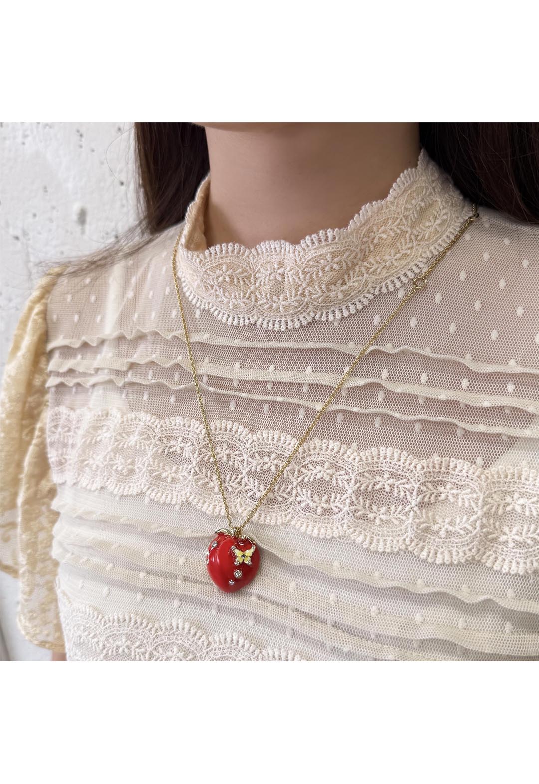 Tomato motif necklace