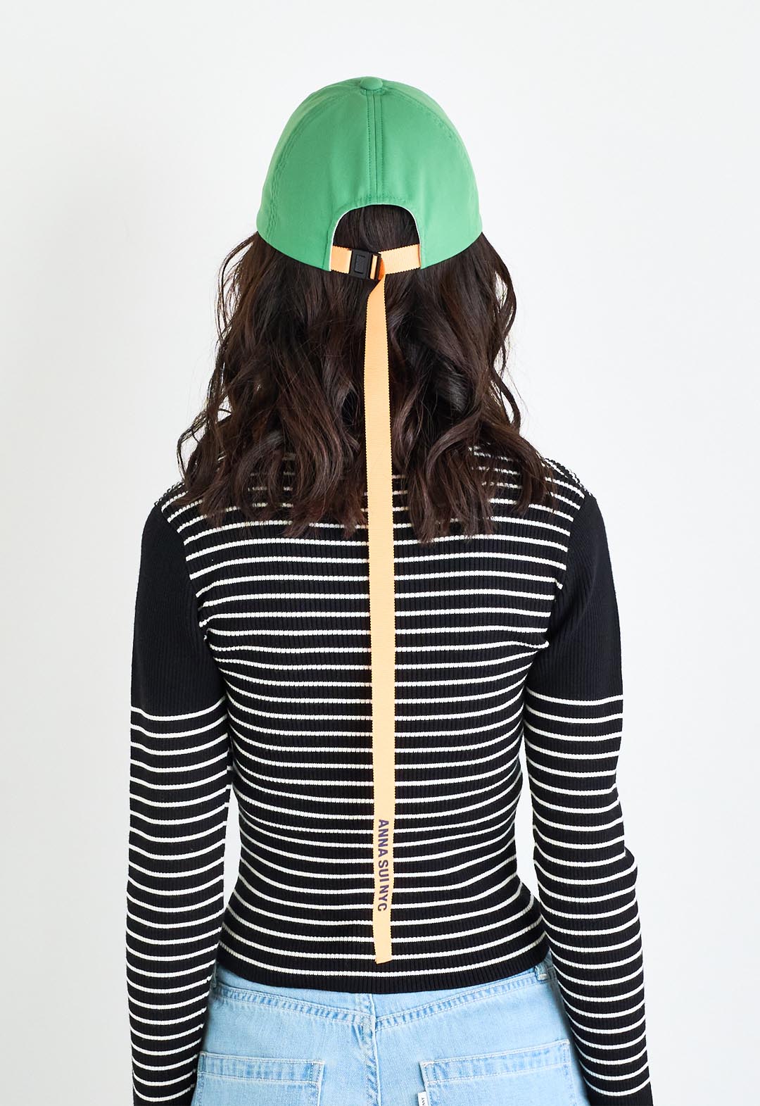 Long tail cap