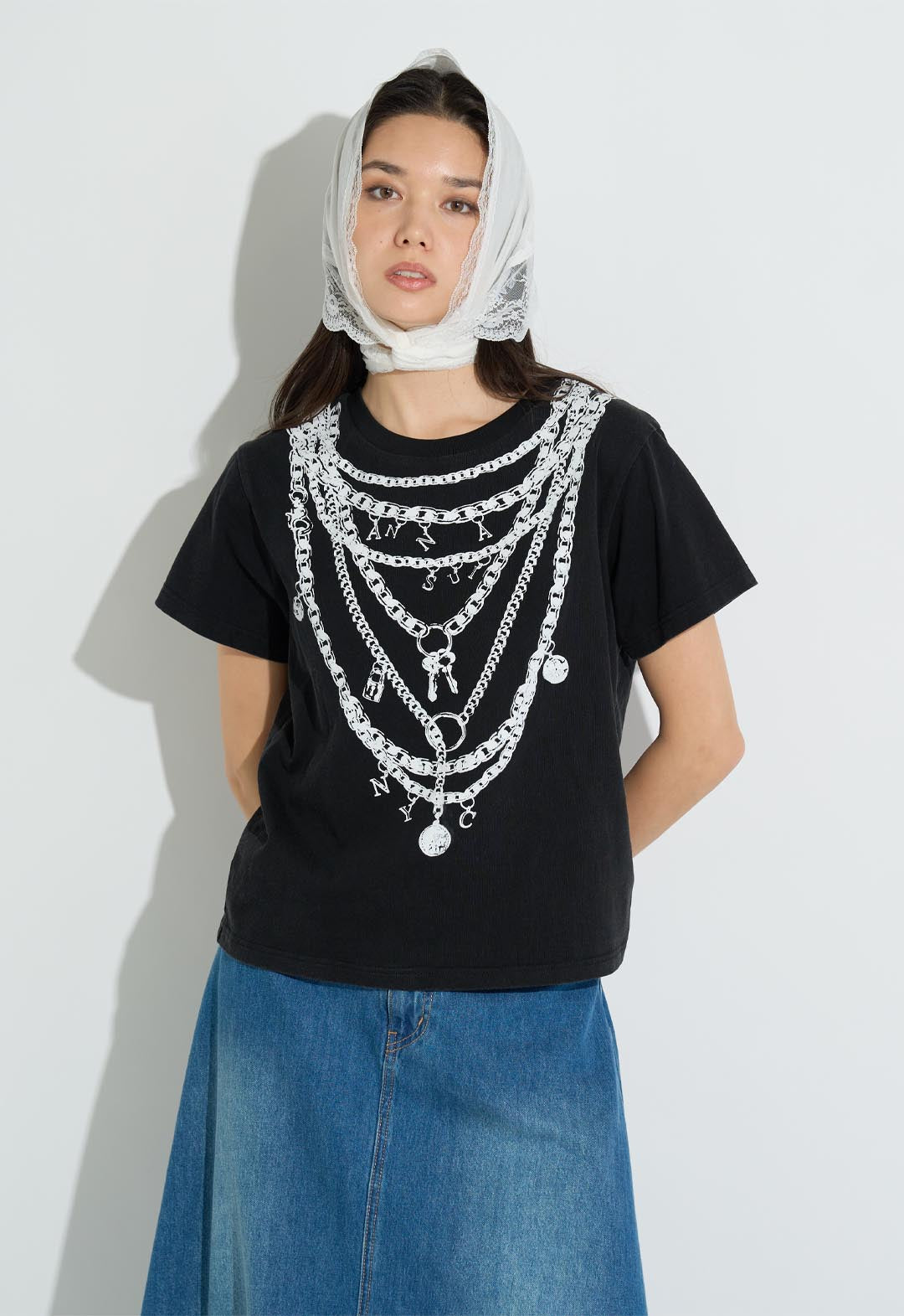 フェイクアクセサリープリントTシャツ