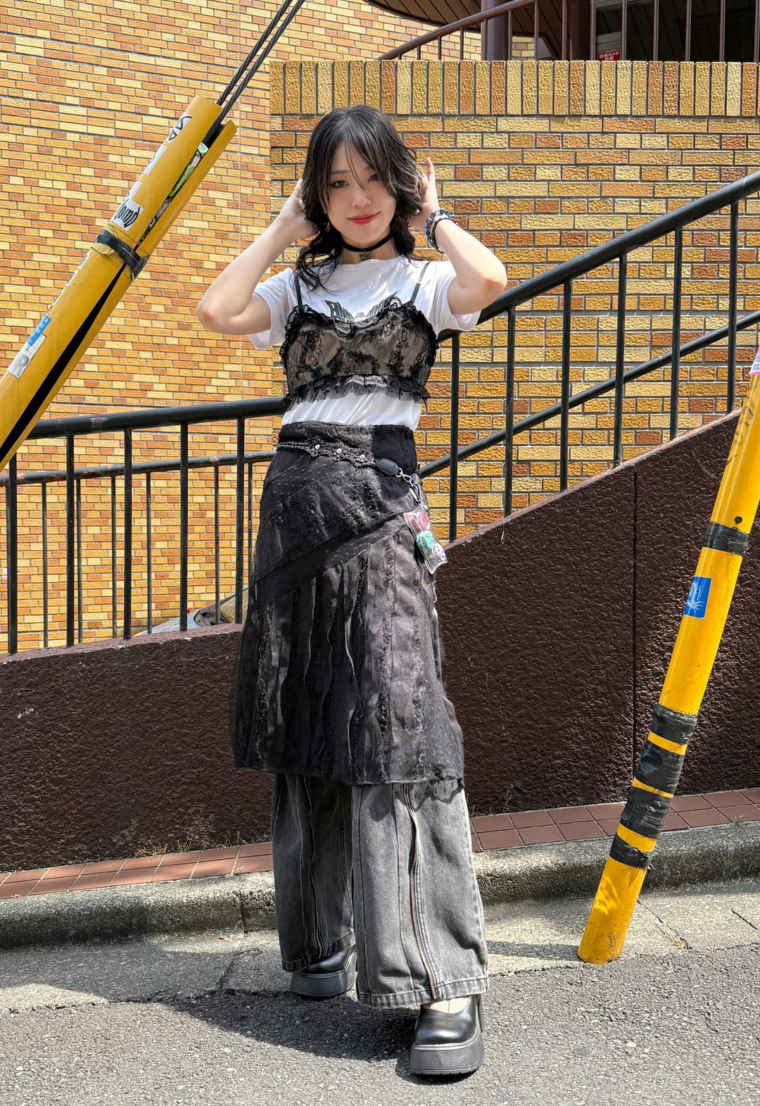 BLACK LACE COMBO SKIRT
