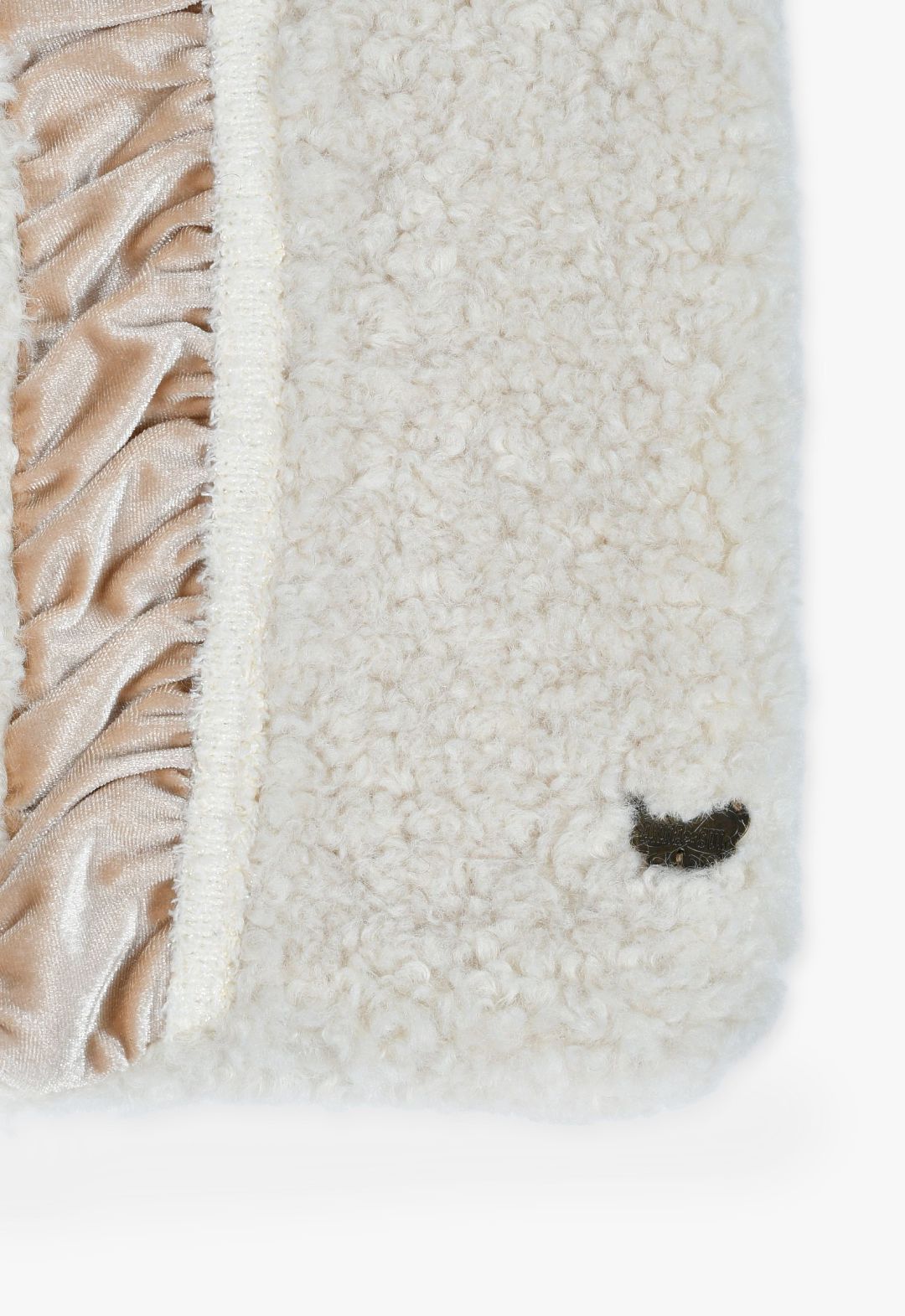 Eco-fur insert muffler