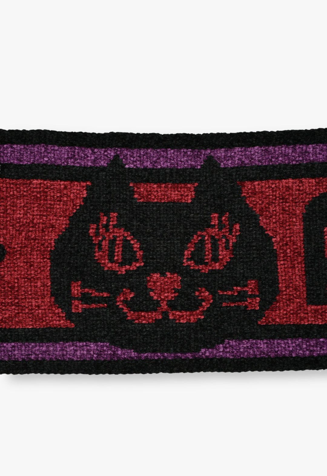 Insertable molding muffler