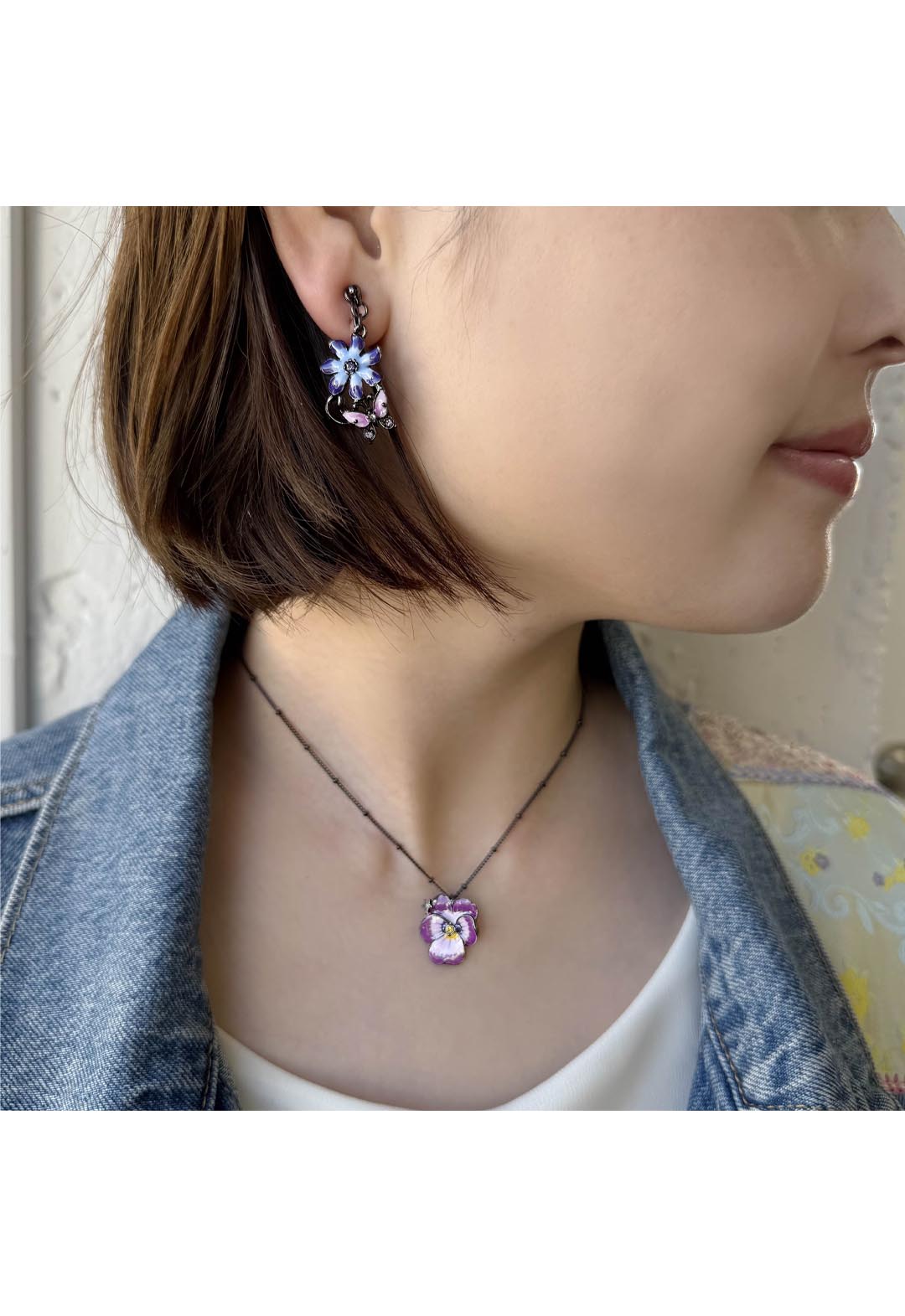 flower motif earrings