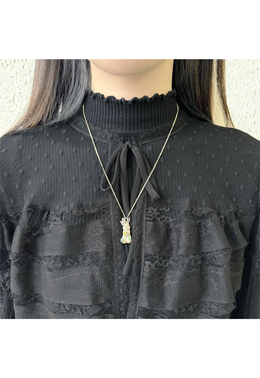 Rabbit motif necklace