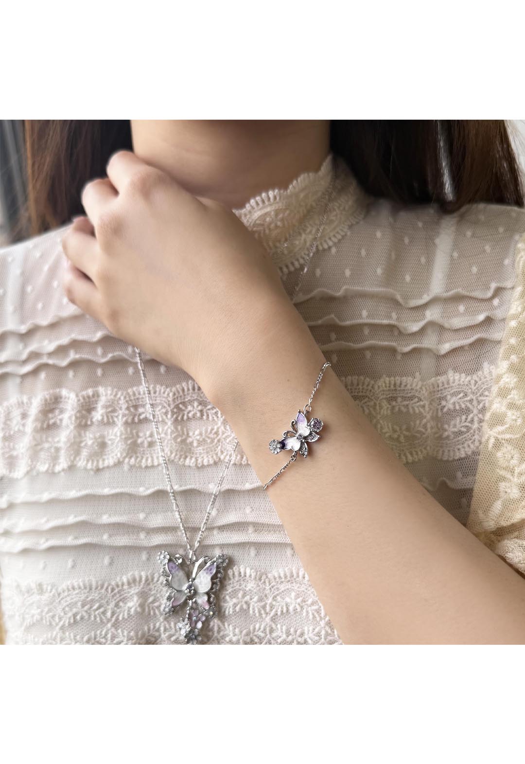 蝶 小花モチーフ ブレスレット