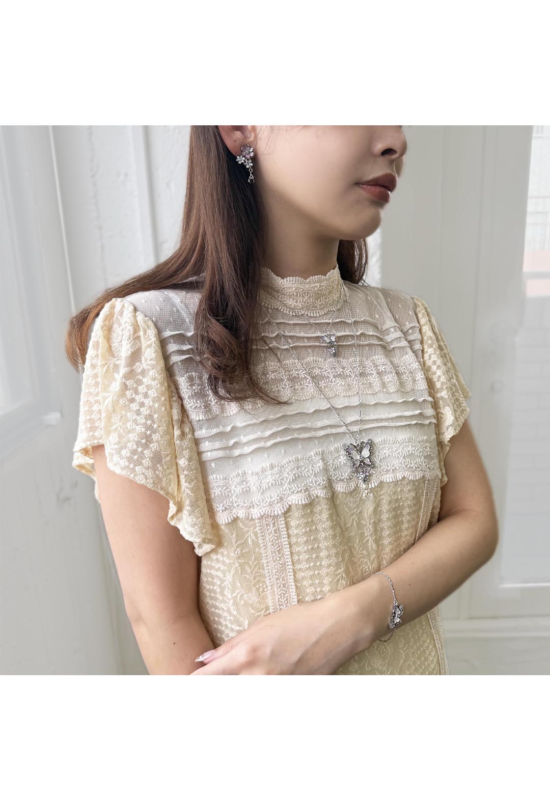 蝶 小花モチーフ ブレスレット