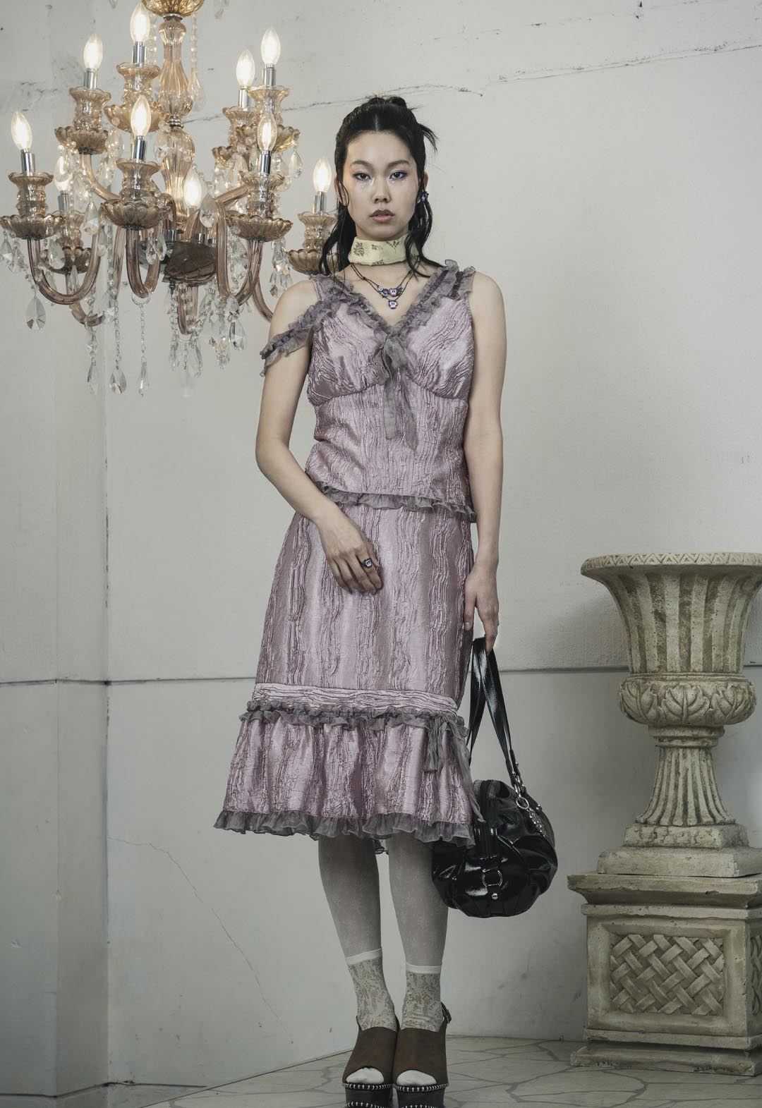 緞面蝴蝶結上衣