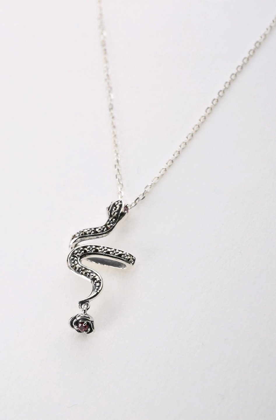 Silver Snake Motif Necklace – アナ スイ ジャパン 公式ウェブストア