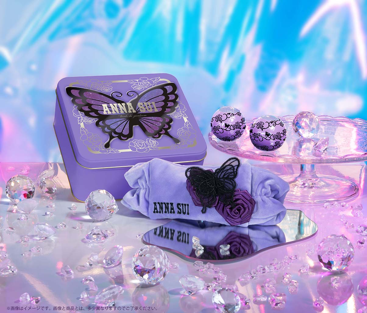 <center><small>ANNA SUI×びっくらたまご<br>バスタイムリラックスセットが登場！</small></center>