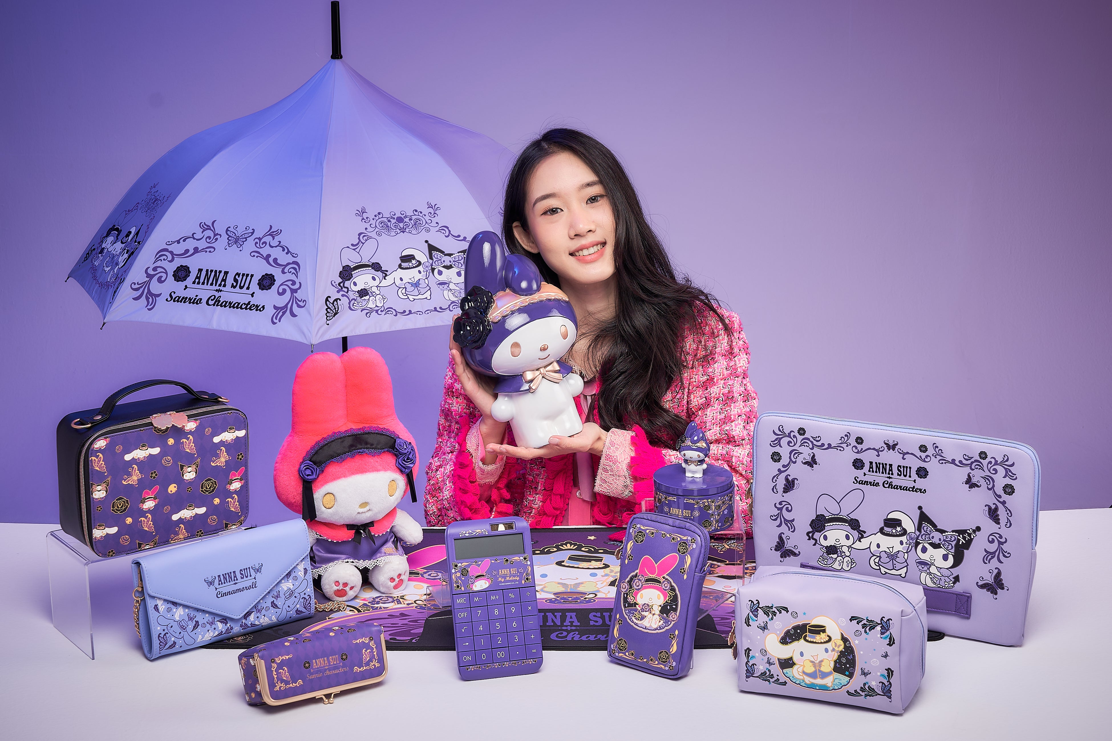 <center><small>台湾セブンイレブンで、<br>アナ スイ×サンリオキャラクターコラボが登場！</small></center>
