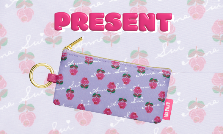 <center><small>ANNA SUI COSMETICS <br>NOVELTY FAIR</small></center>