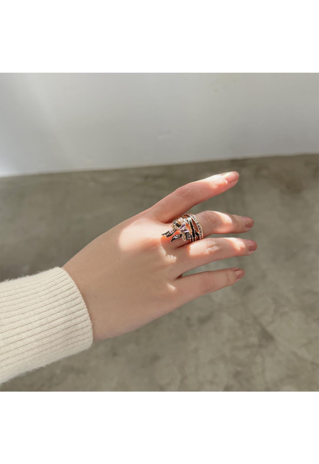 リボンモチーフ リング