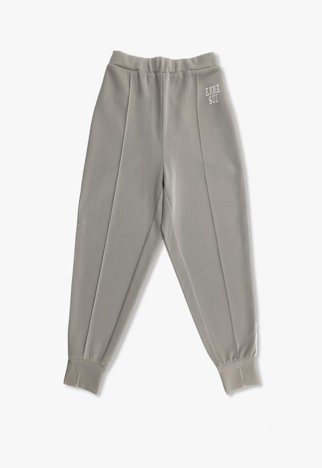 One-point embroidered jogger pants