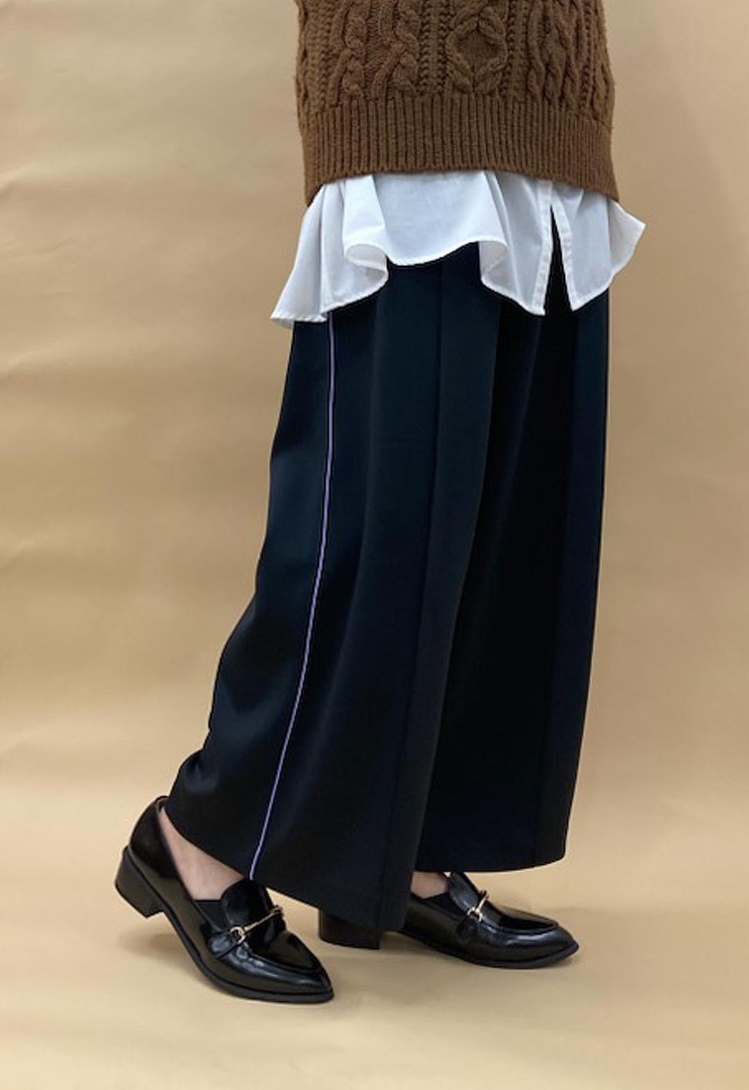 One-point embroidered track pants