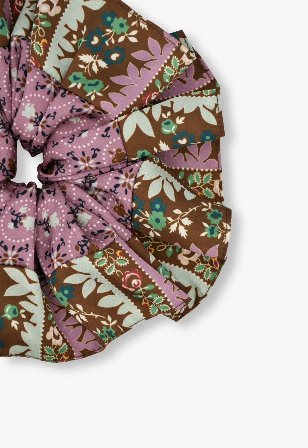 ROSEBUD WALLPAPER SATIN SCRUNCHIE