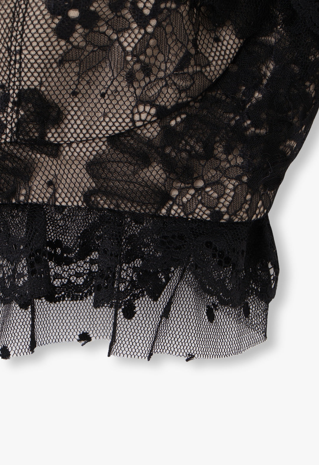 BLACK LACE COMBO RUFFLE BRALETTE