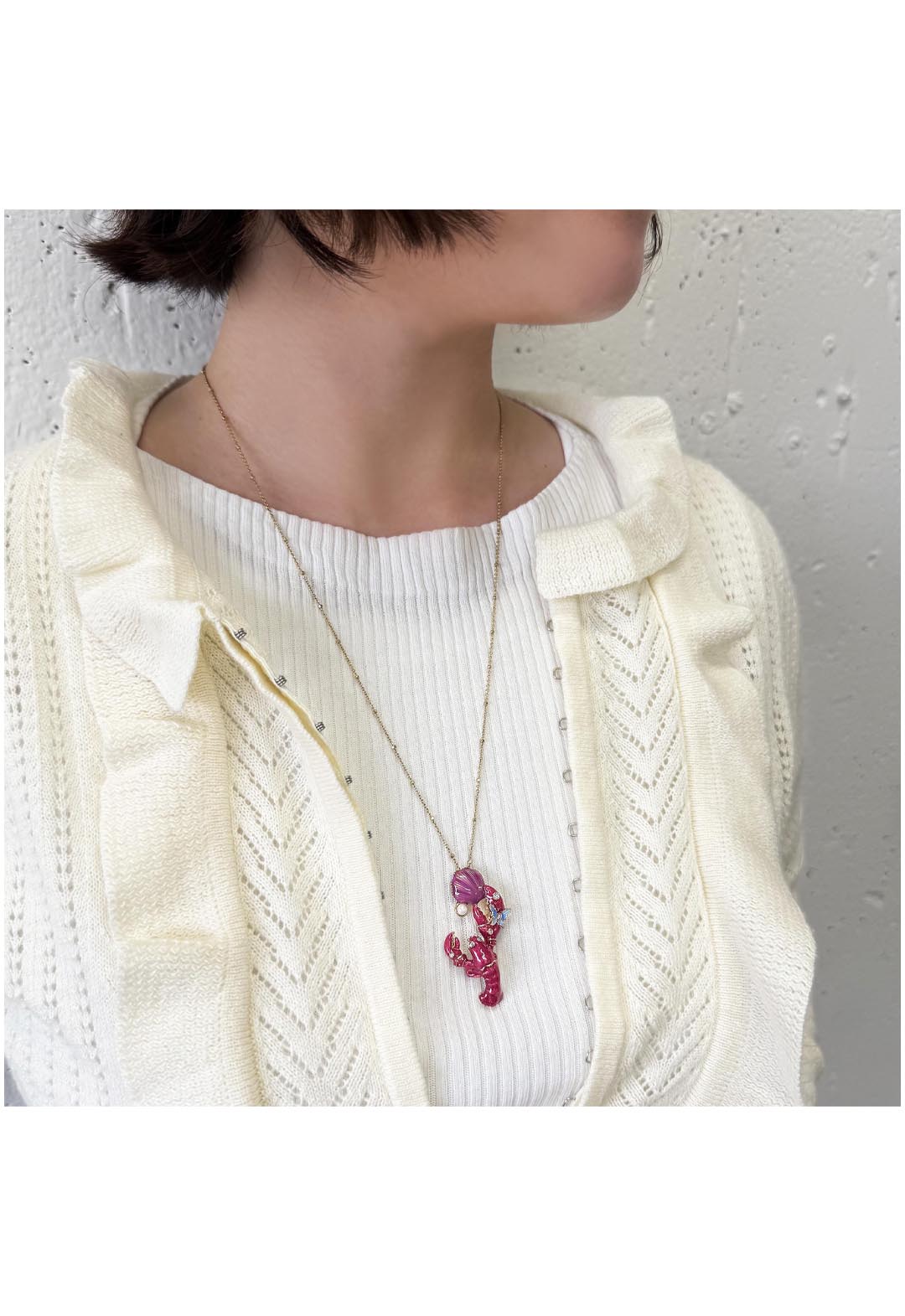 Lobster motif necklace