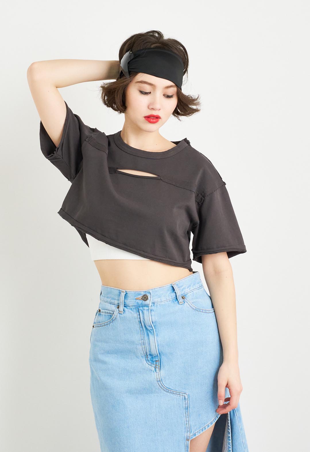 ホールカットオフウォッシュＴシャツ