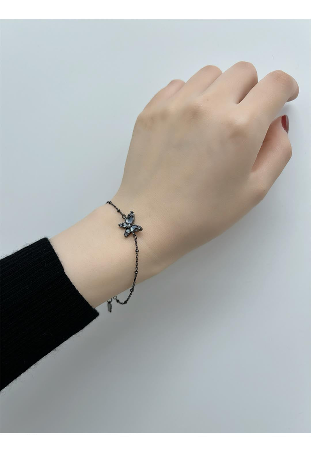 ANNA SUI シルバー 蝶と月モチーフ ブレスレット アナ スイ（ANNA SUI） 蝶モチーフ ブレスレット | バタフライ ギフト