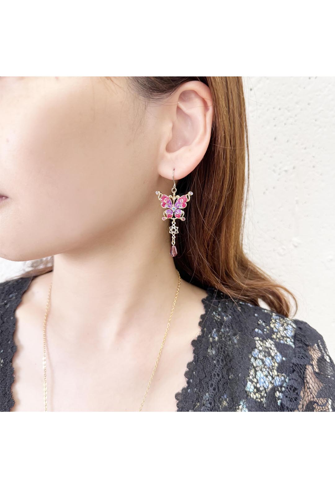 蝶モチーフ イヤリング