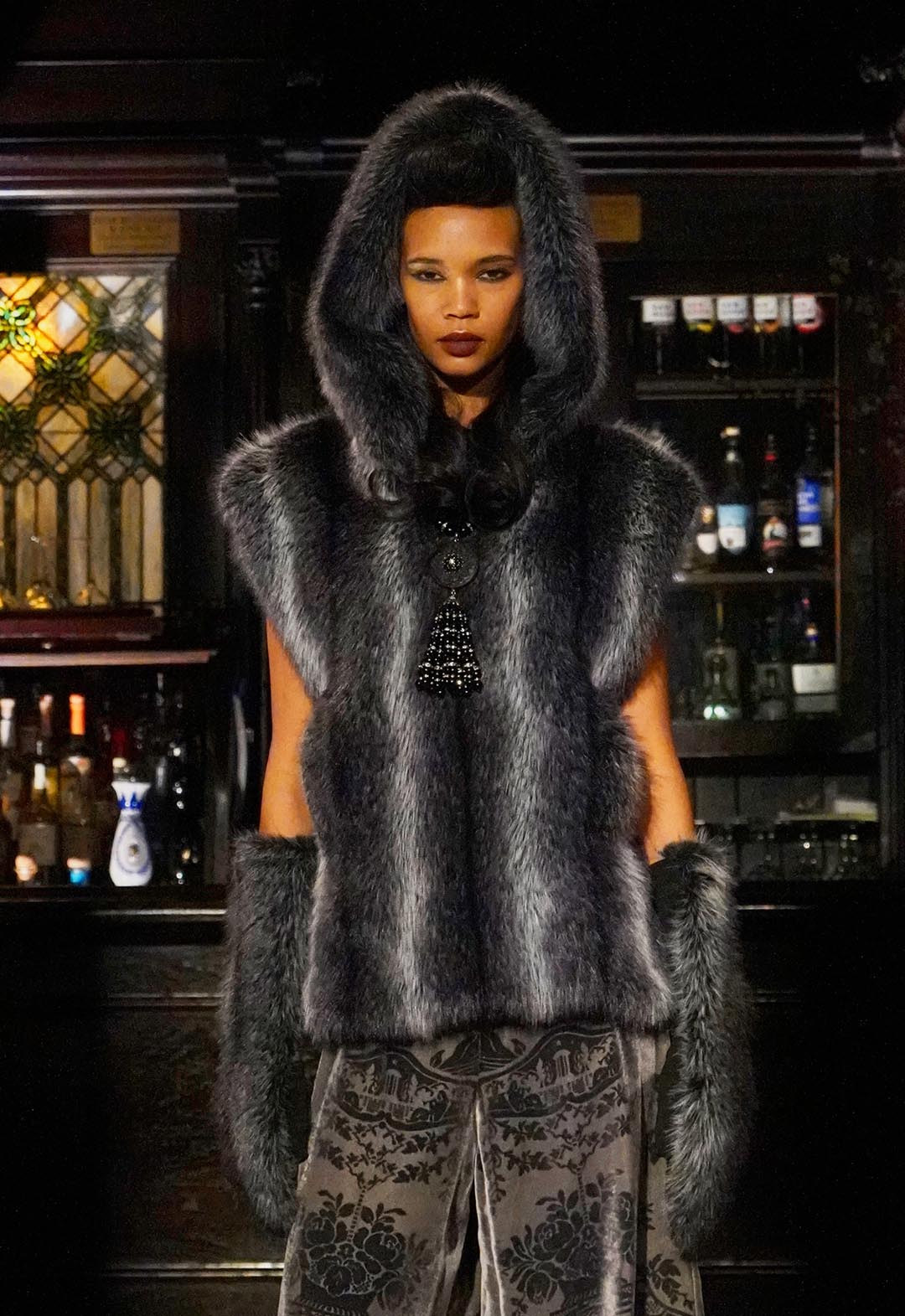 FAUX SILVER FOX MITTENS