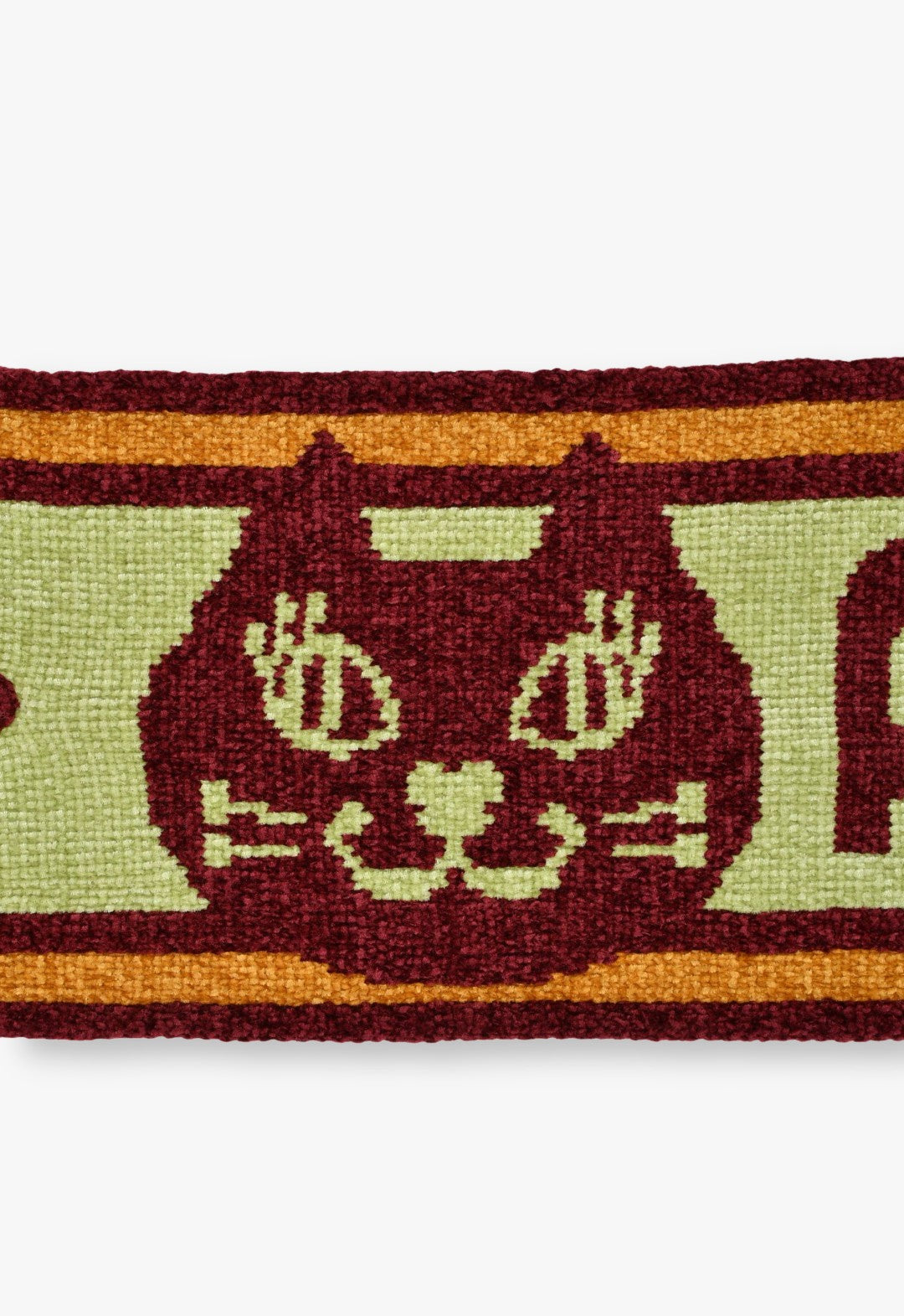 Insertable molding muffler