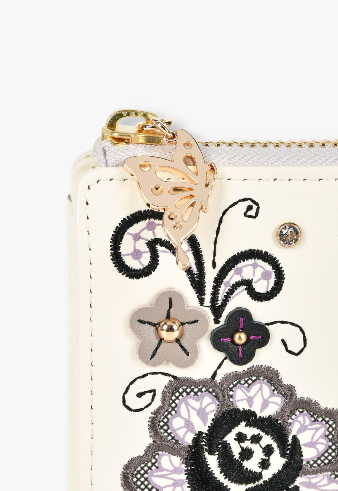 ララ Lファスナー長財布