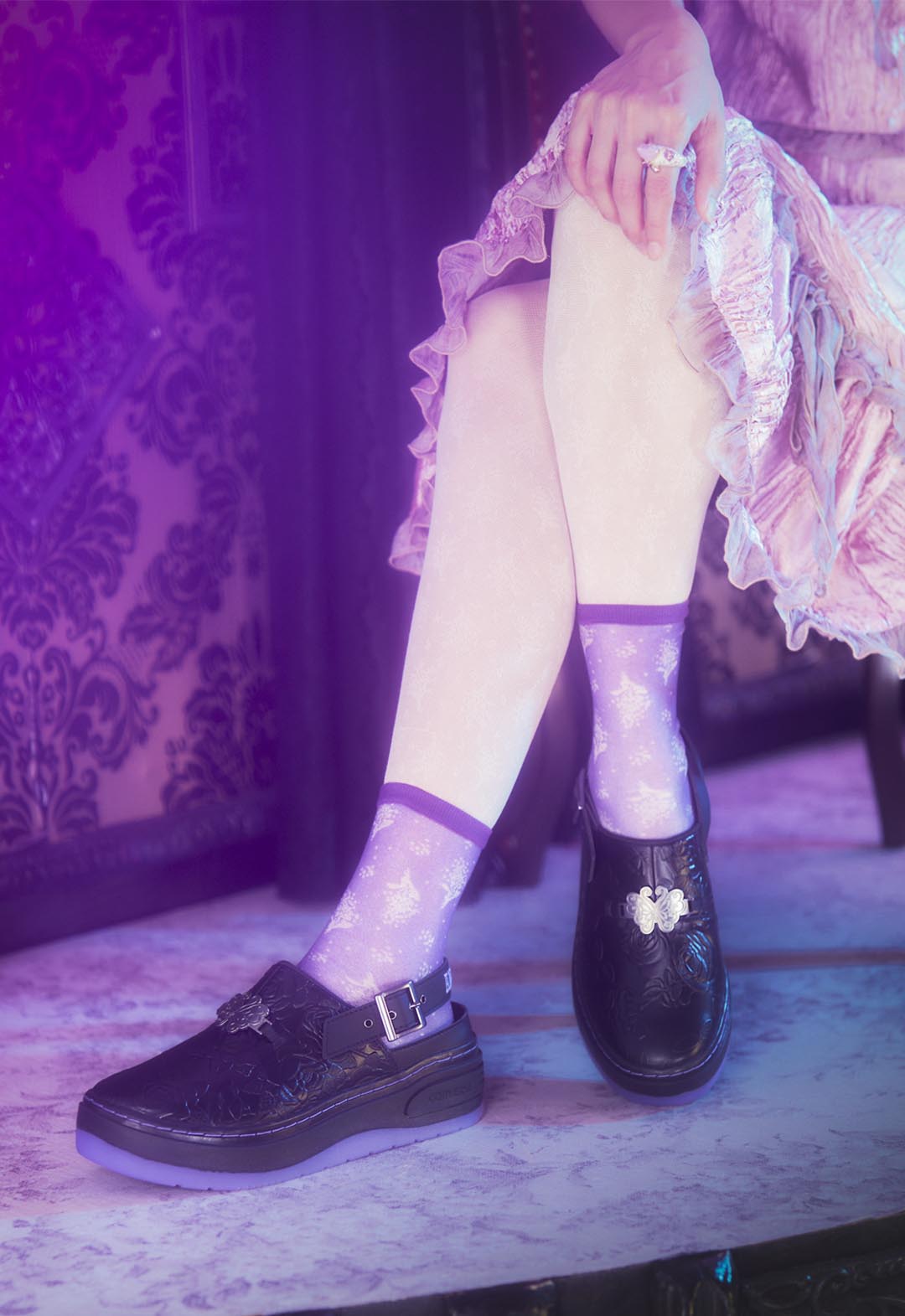 武器 PLTS CLG OX / ANNA SUI 黑色/紫色