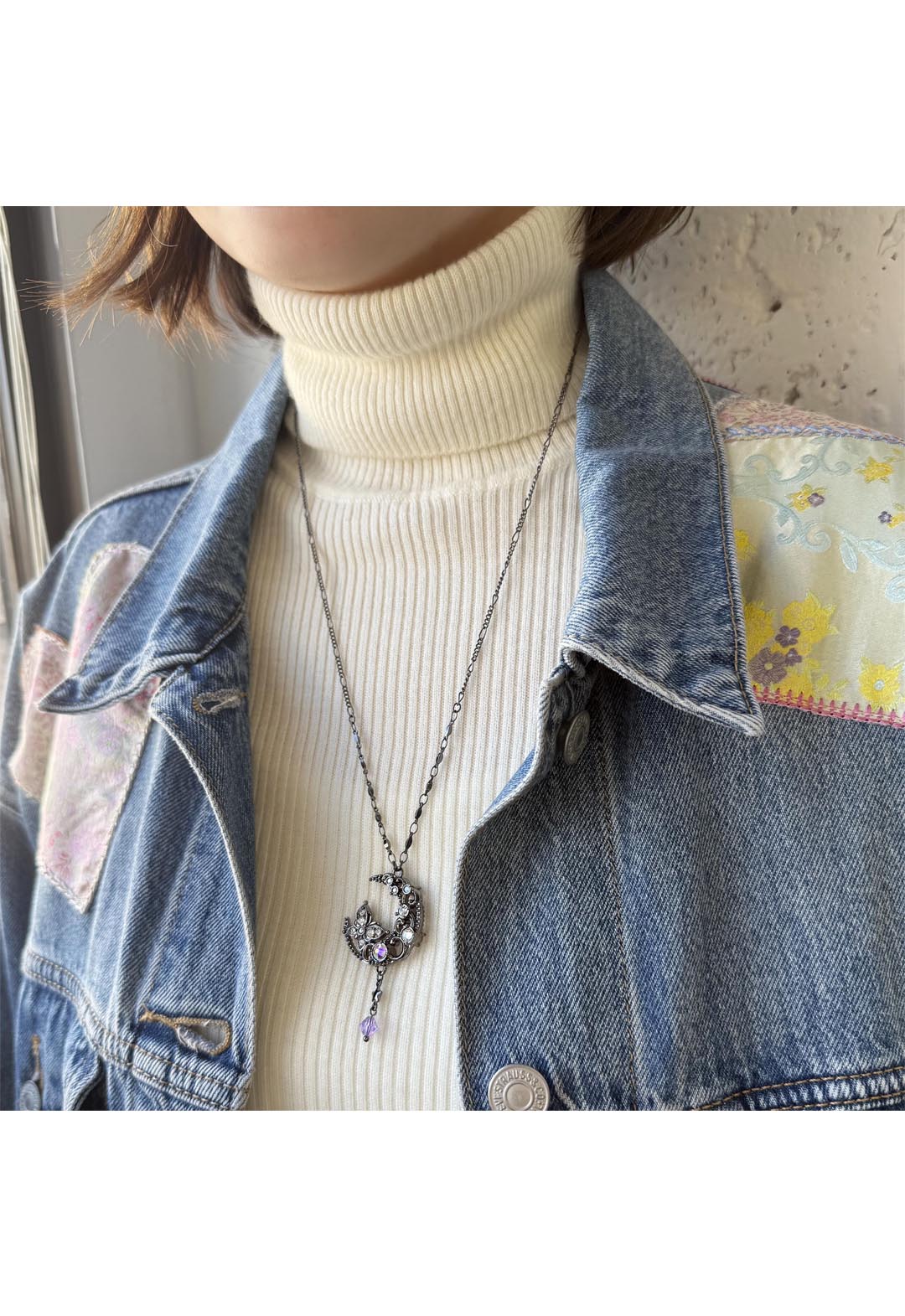 【限量版礼盒装】蝴蝶与新月图案项链