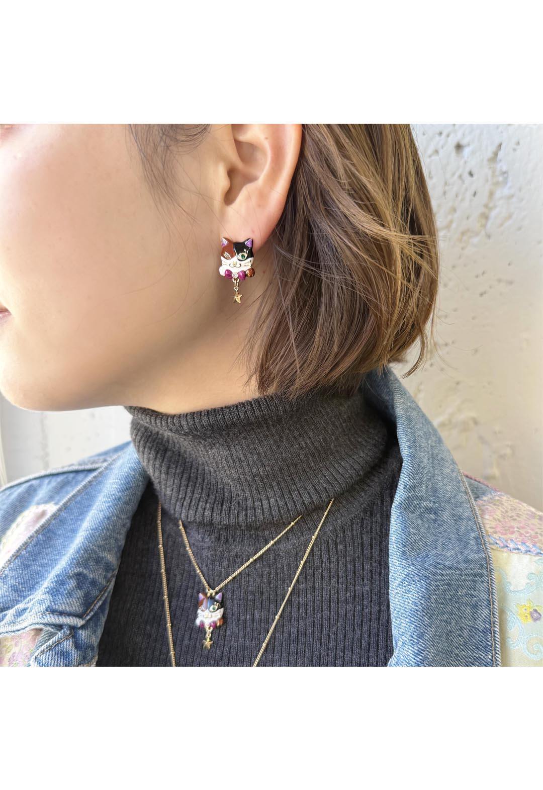 三毛ティティモチーフ　ピアス