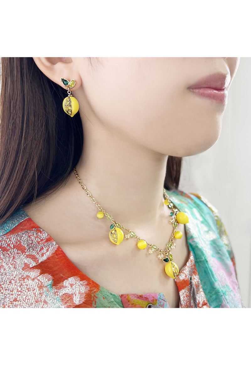 Lemon motif short necklace