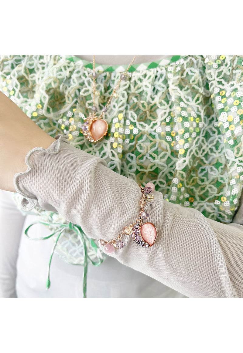 Peach motif bracelet