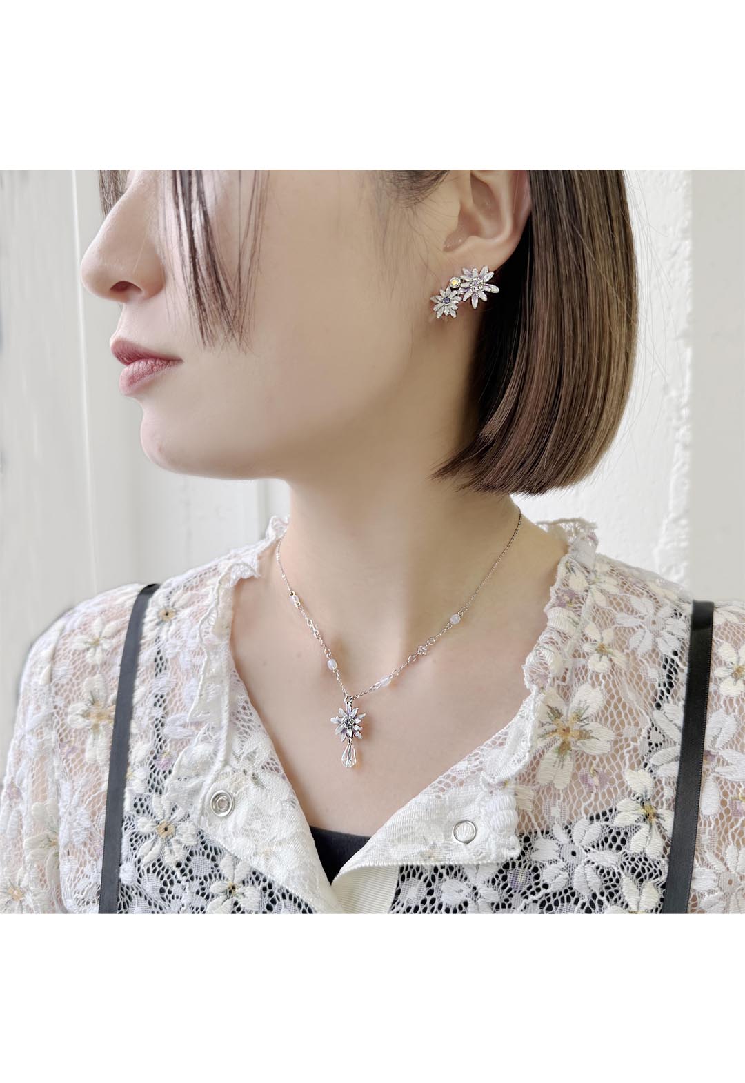 【ANNA SUI】即対応 エーデルワイスモチーフ ロングネックレス ANNA SUI ネックレス エーデルワイスモチーフ ロングネックレス