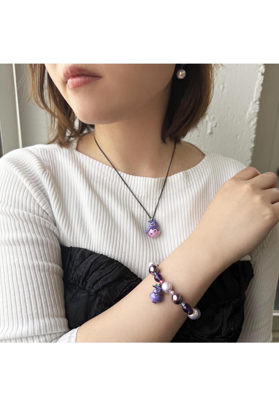 Chick motif bracelet