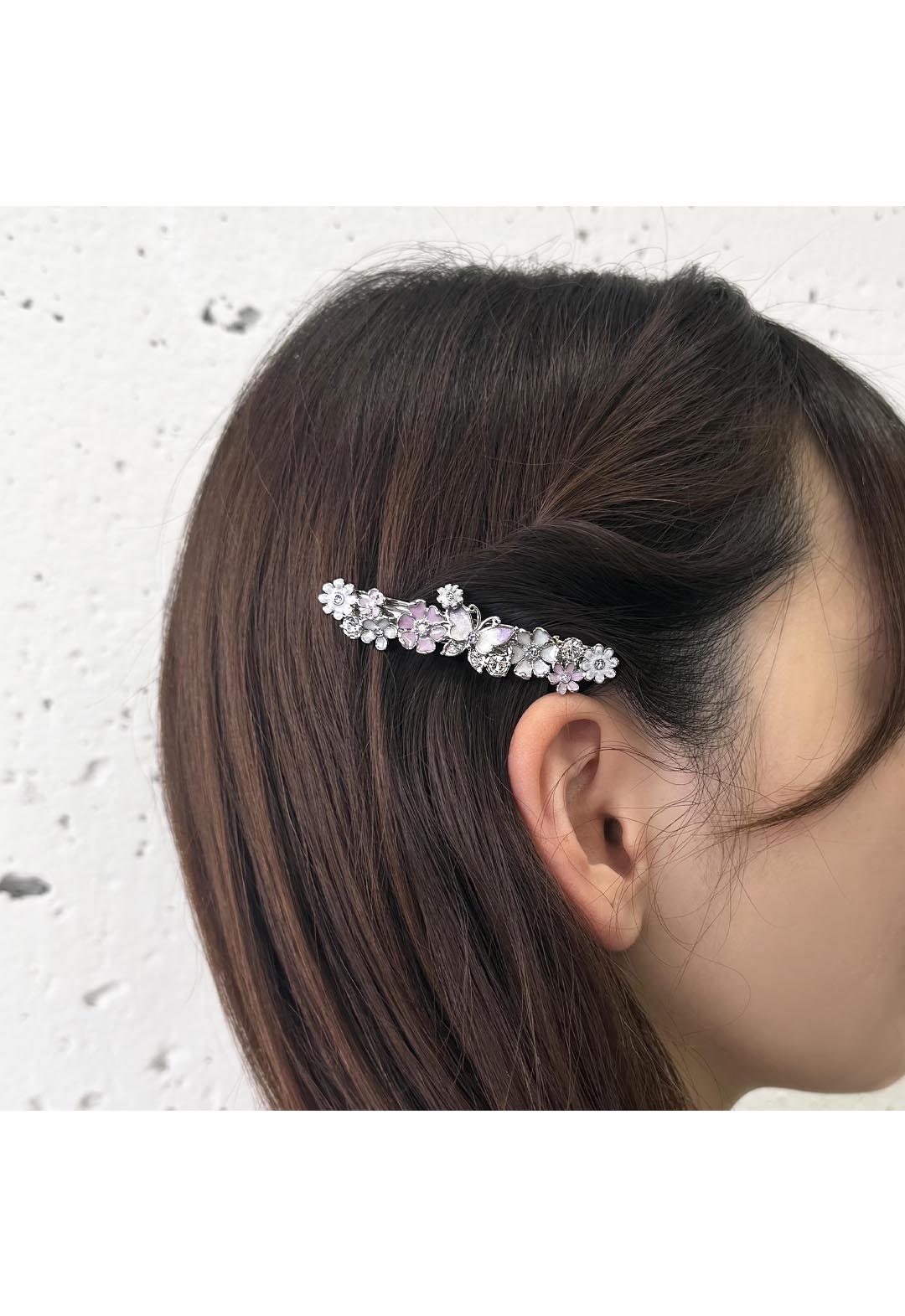 蝶 小花モチーフ バレッタ