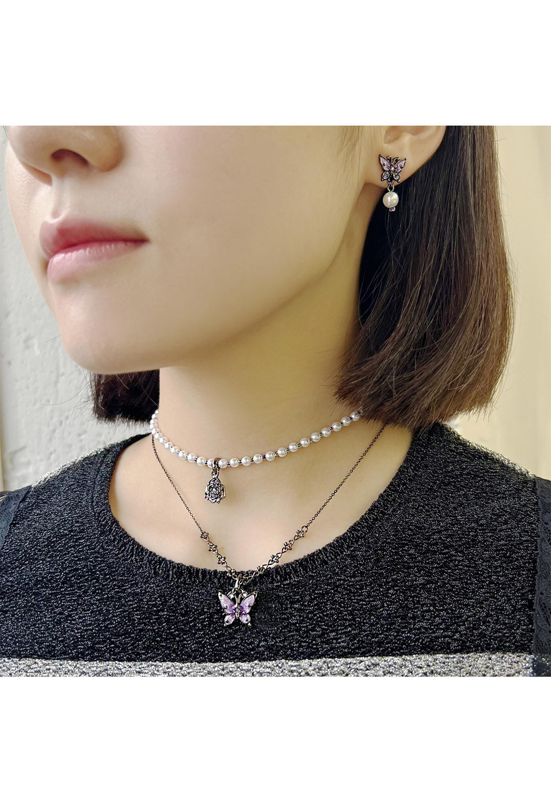 [Limited Edition Box Included] Butterfly and rose motif 2-piece necklace set