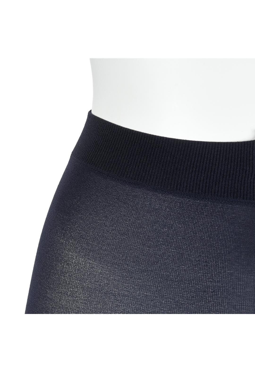 One-point logo embroidered tights