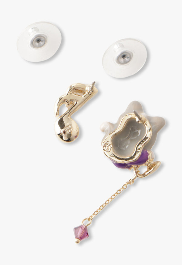 Cat motif earrings