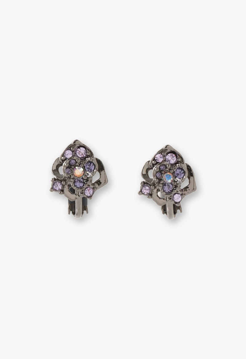 Rose motif earrings 2