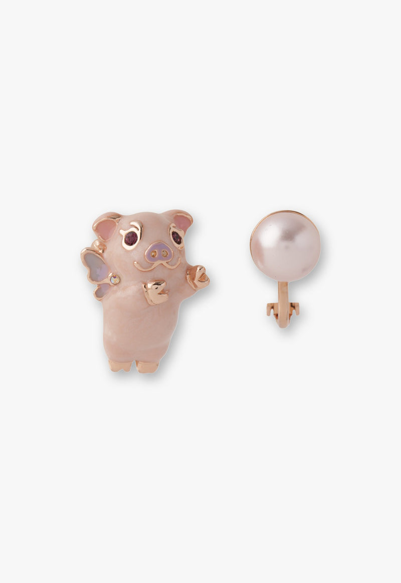 Mini pig motif earrings