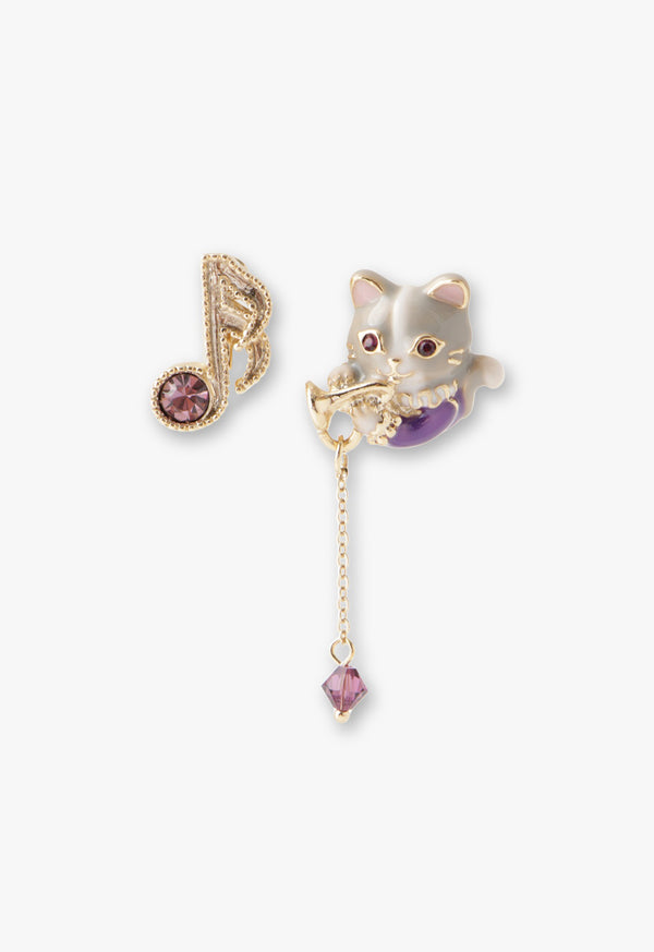 Cat motif earrings