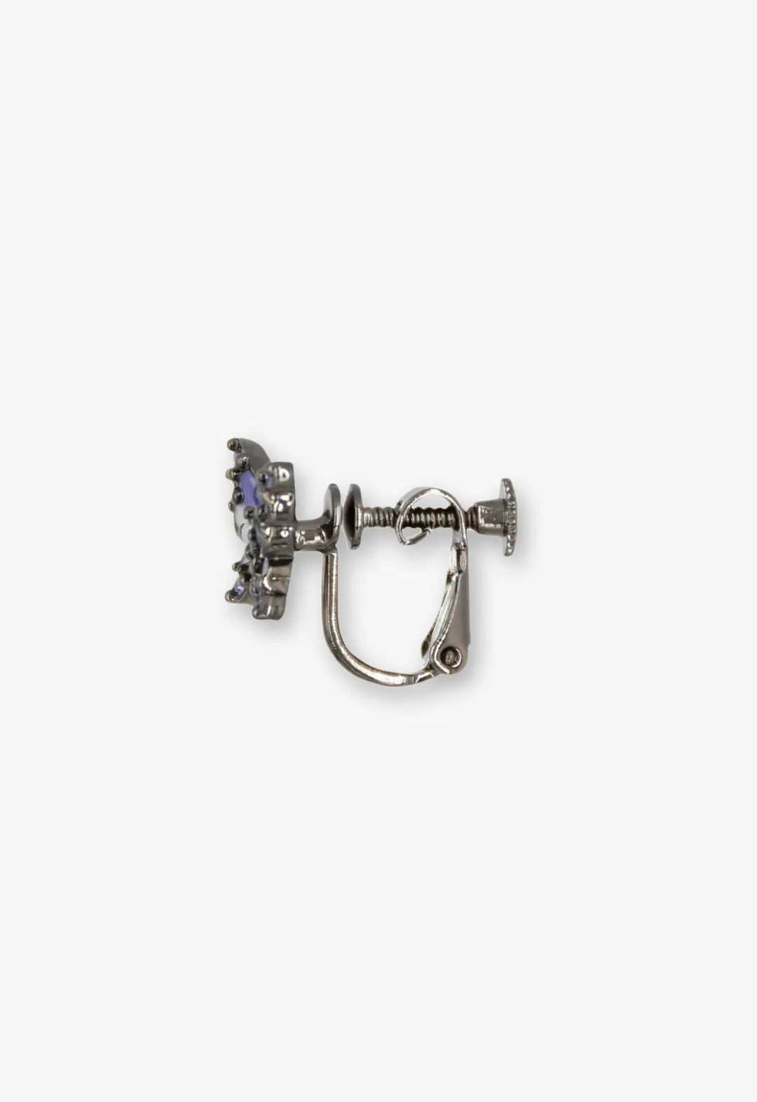 Butterfly motif earrings