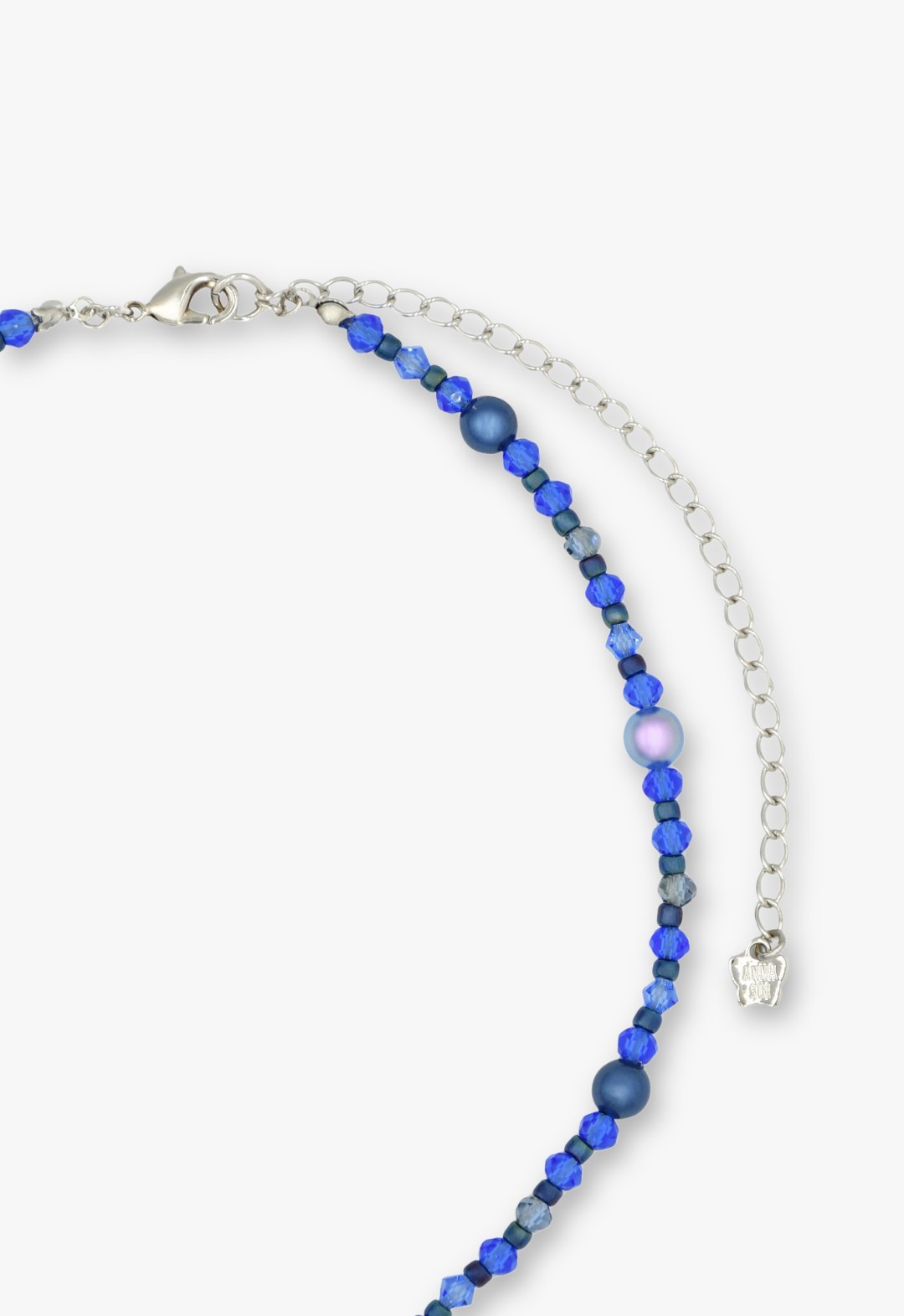 Butterfly motif short necklace