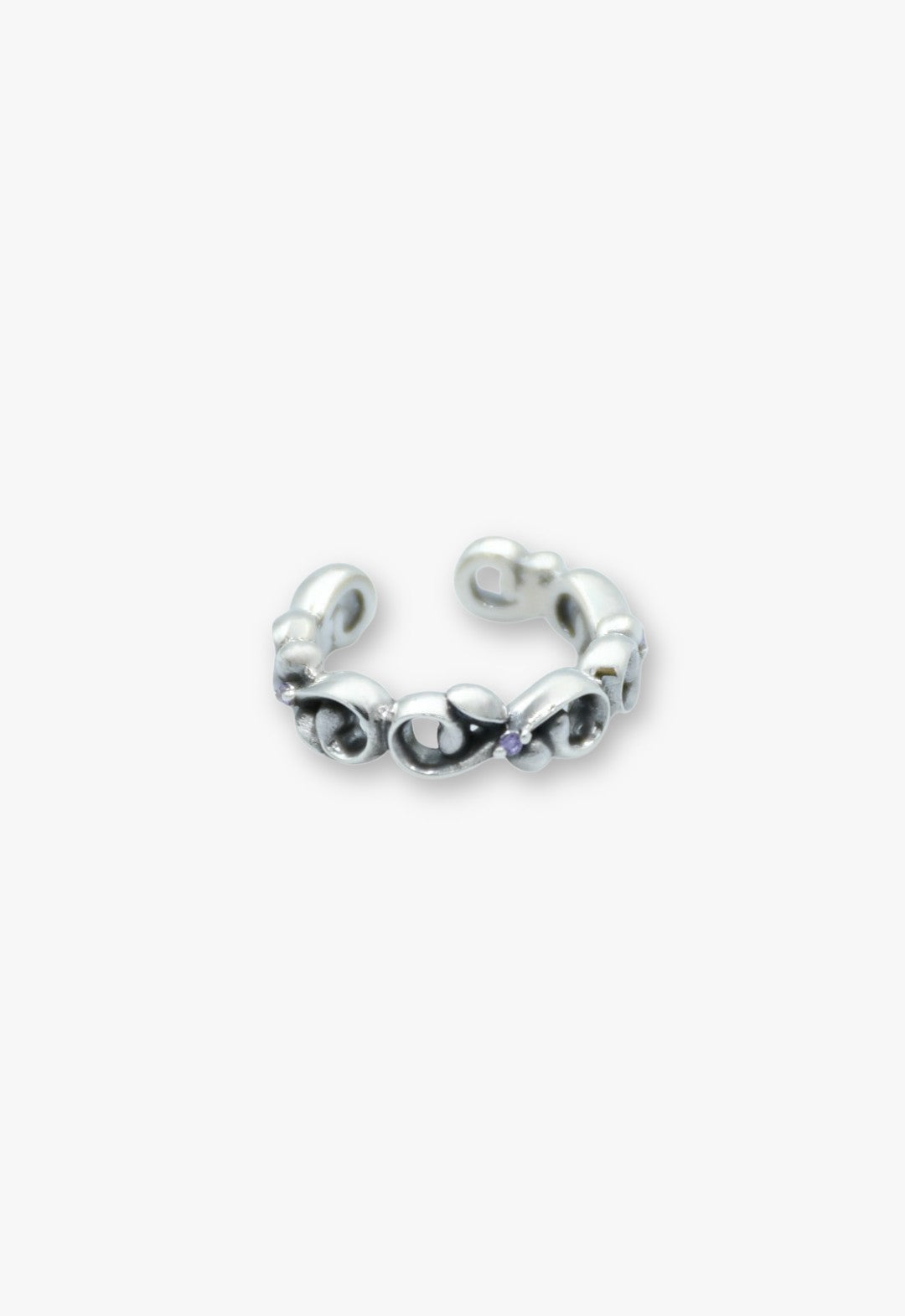 Arabesque motif ear cuffs